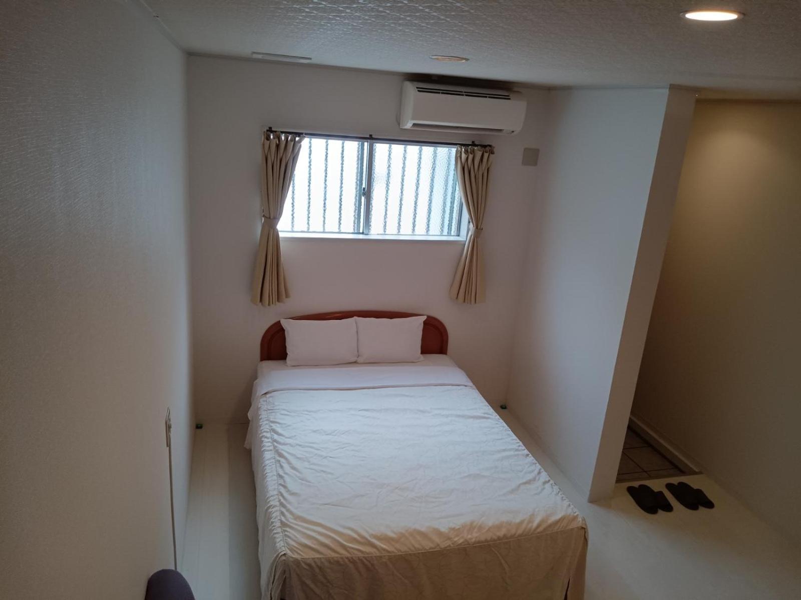 Hotel Palm Tree Hill Okinawa Exteriör bild